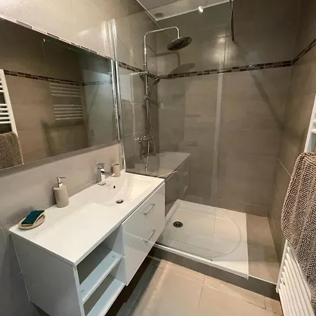 Renove 2 Avec Piscine Et Tennis A Valmer - Fr-1-726-12 * لا كروا فالميه