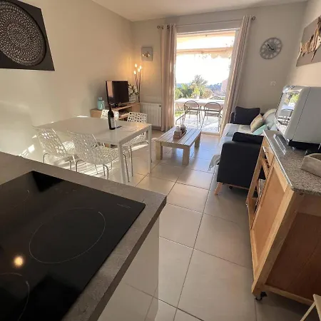 Apartment Renove 2 Avec Piscine Et Tennis A Valmer La Croix-Valmer